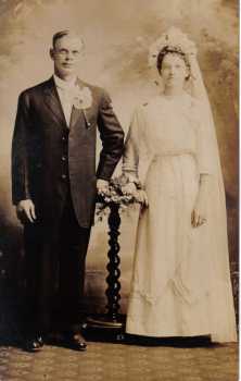 Hugo and Caroline Menschel